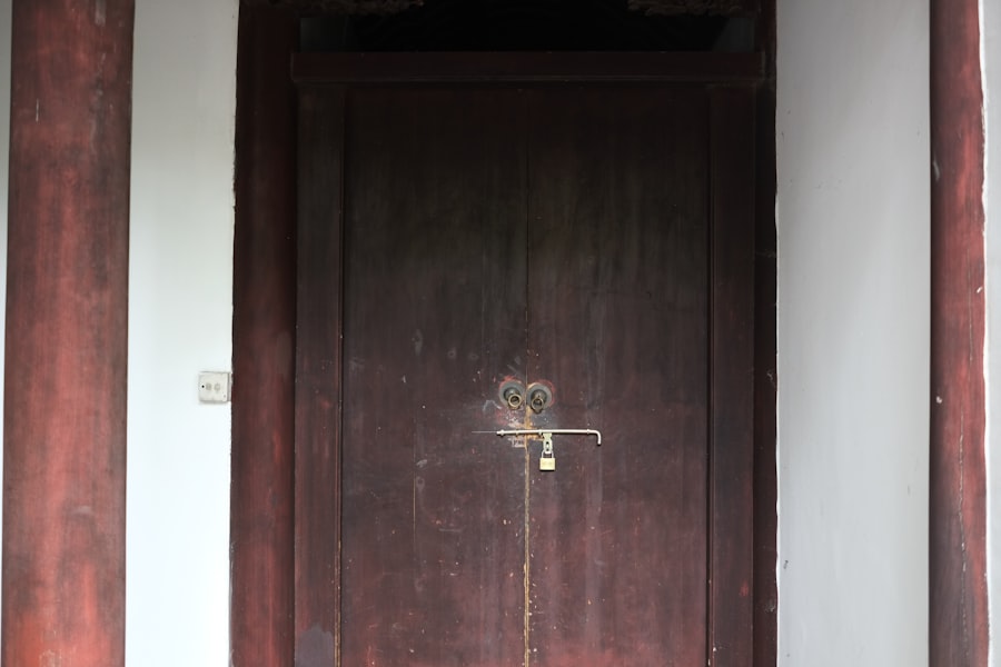 door frame capping